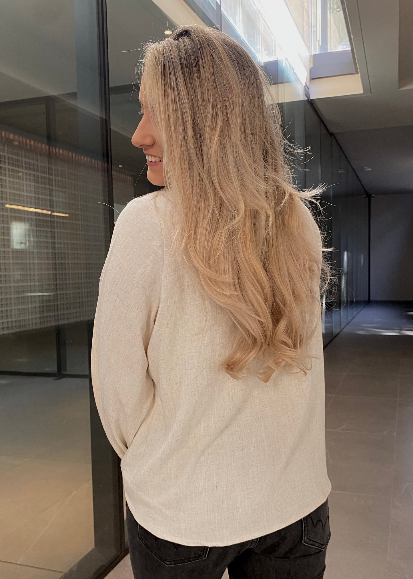 BLUSA BRUNA BEIGE LINO