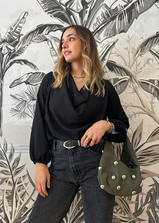 BLUSA BRUNA NEGRA